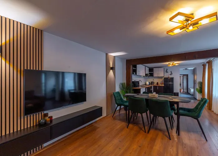 Kaya Charming 2-Bedroom Apartment